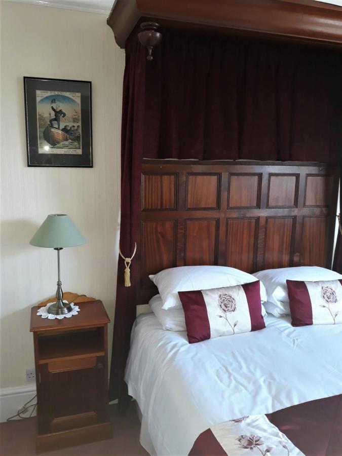 Banbury Cross B&B Bagian luar foto